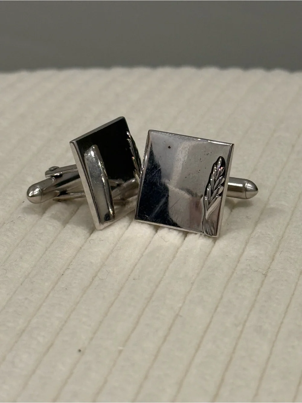 Swank Wheat Design Cuff Links in Chrome